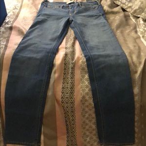 Hollister jeans